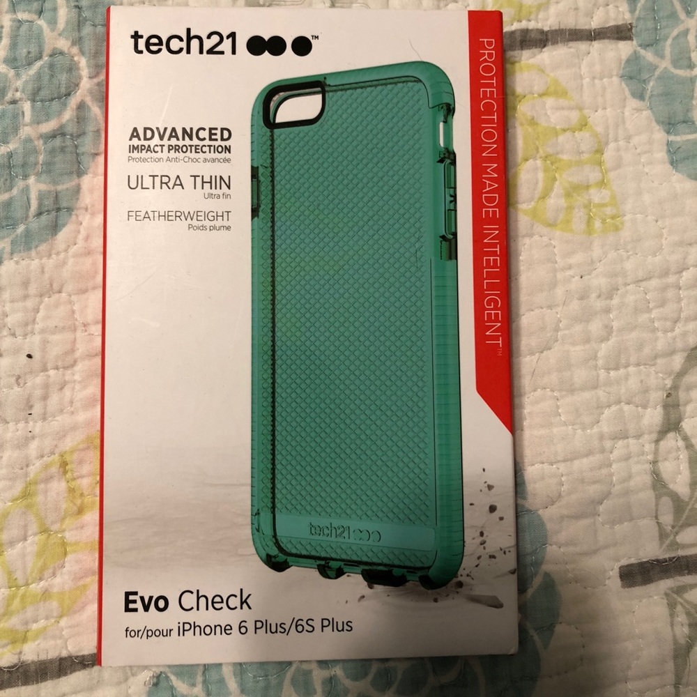iPhone 6 Plus Tech21 Case